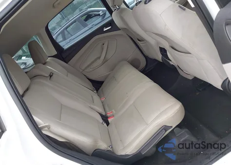 2018 Ford Escape Se z USA, uszkodzony, nr VIN 1FMCU9GD7JUD05953